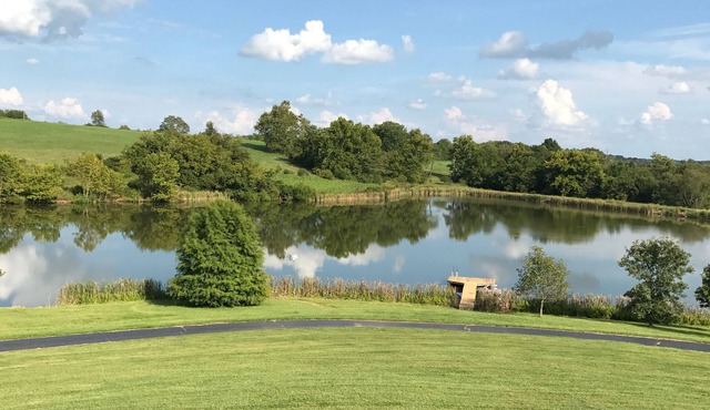 Lake/Farm Retreat-Getaway