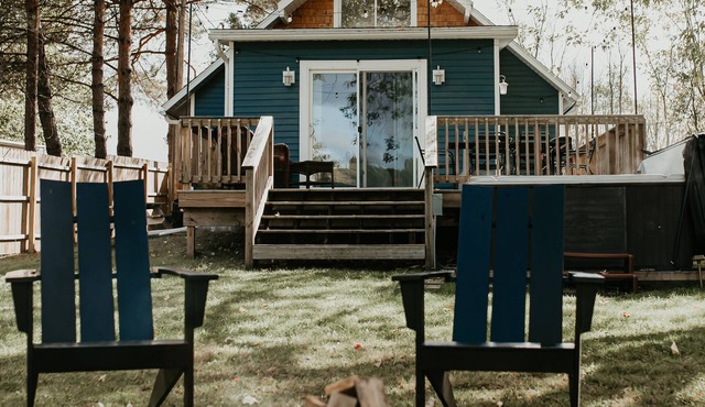 Lake Forest Cottage - Dog Friendly w/Hot Tub, Firepit and Kayaks