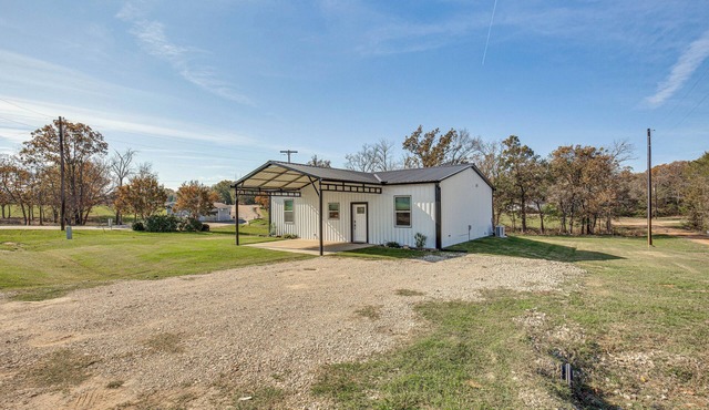 Lake Fork Cabin w/Boat Launch & Fishing Pier