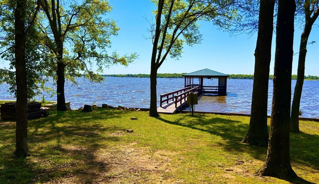 Lake Fork Premium Waterfront Retreat - Fishing Boating Kayak Boat Dock/Slip