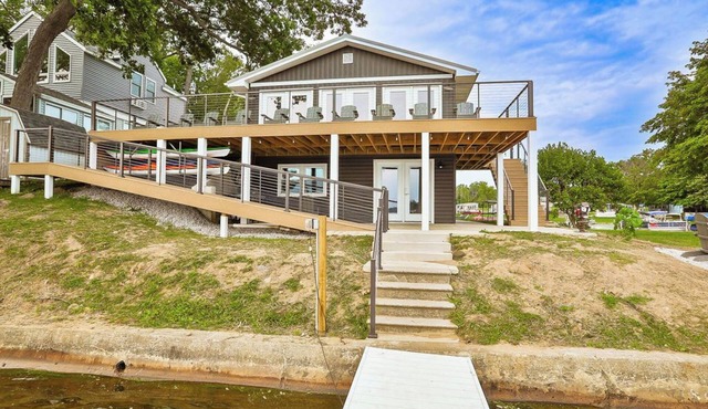 Lake Front Boondoggle - Dog Friendly