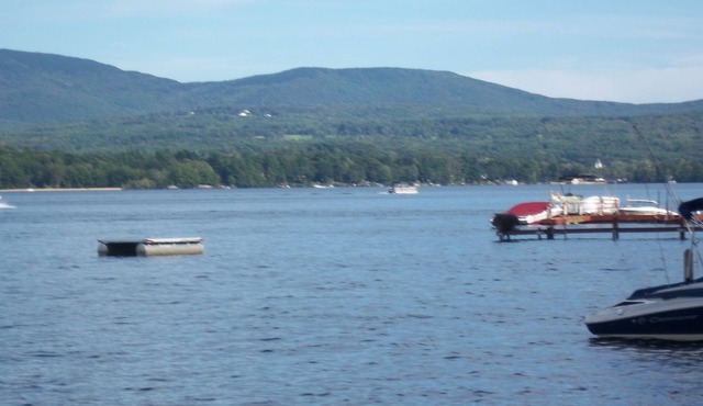 Lake Front Cabin In The Woods Million Dollar Views Boat Slips Screened In Porch