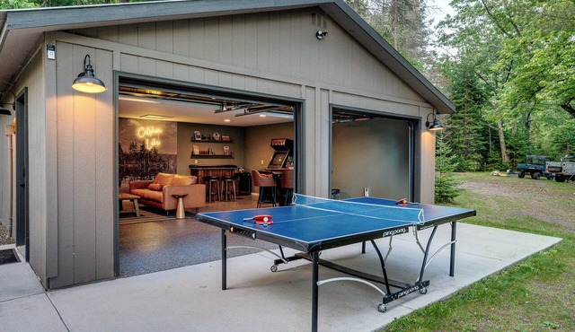 Lake Front Cabin, Media/Game Room, Kayaks, Multi-level deck-NEWLY REMODELED