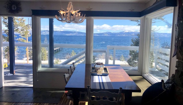 Lake front chalet-incredible view, sleeps 12!