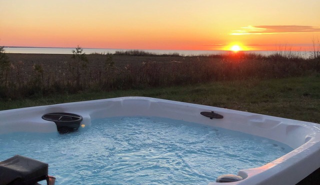 Lake Front Cottage Grand Bend
