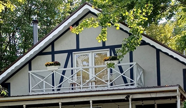 Lake Front Getaway-Fun for the whole family!