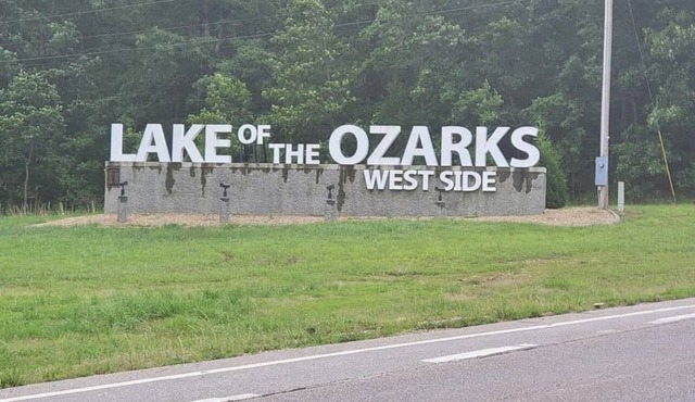 Lake Front Home/*Amazing Views!