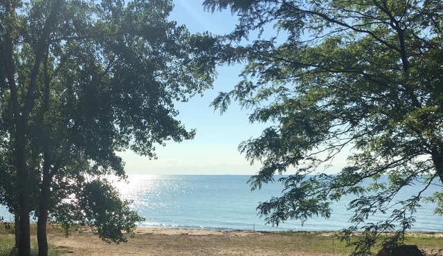 Lake Front Home, Large Beautiful Sugar Sand Beach, : Caseville