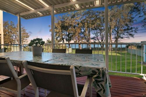 Lake Front Home Relax Unwind