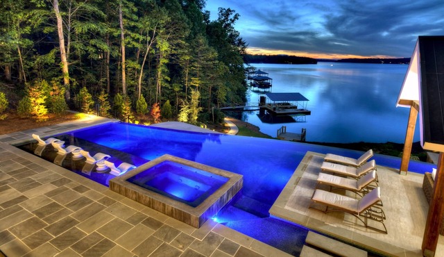 Lake Front Luxury Pool Hot Tub Dock Summer booking