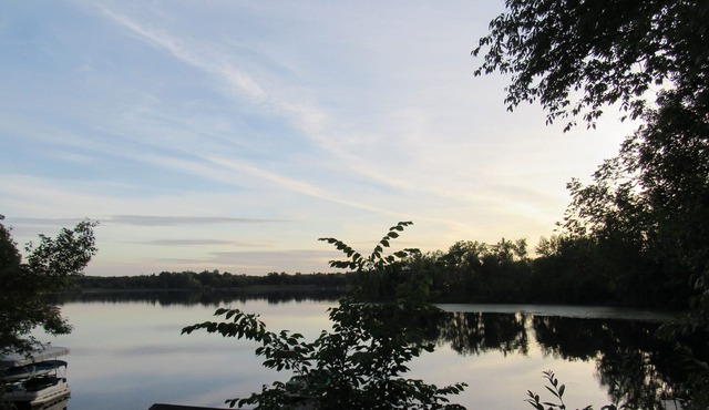 Lake Front on All Sports Lake - Daily and monthly (negotiated rate for monthly)