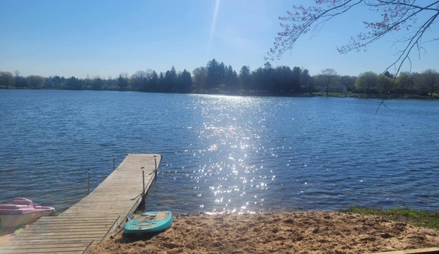 Lake Front on Little Clear Lake- Comfort Resort
