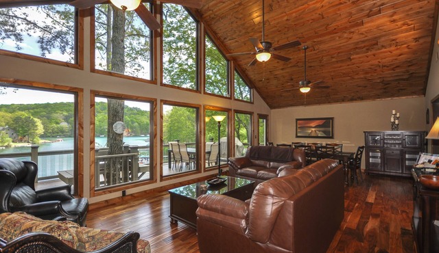 Lake Front, PETS, Theater, Dock, Swim-Fish-Boat, Fire Pit, NEW BOAT, Pickleball