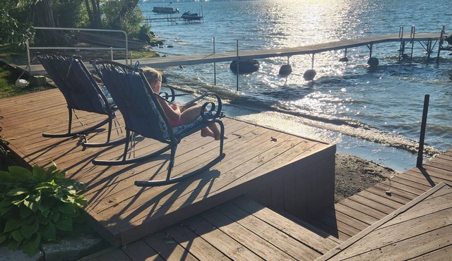 Lake front retreat on Blue Bill Bay