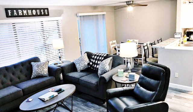 Lake Front unit ready 4 you! - sleeps 12 in beds, w/king bed, WiFi, pets