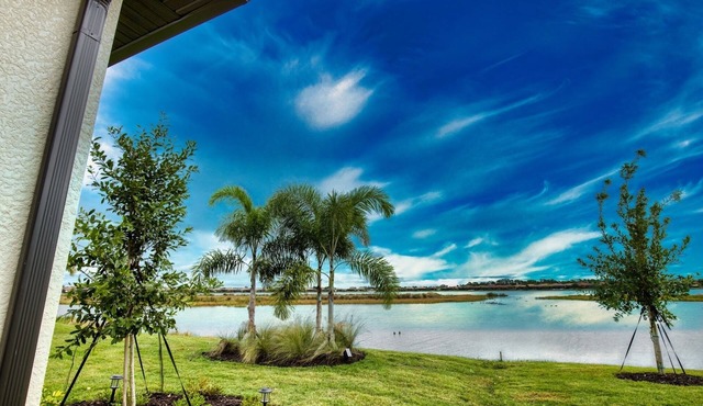 Lake Front View, 6 miles from beaches