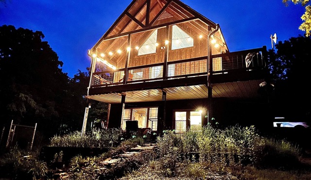 Lake Front Villa near Branson