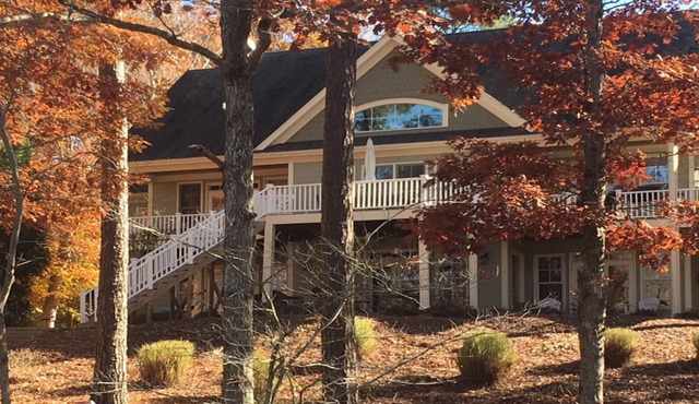 Lake Gaston 6BR 4BA 4500 SF main lake views in calm cove High Speed internet!