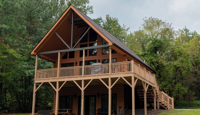 Lake Gaston Cabin w/Boat Slip & Game Room