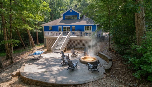 Lake Gaston Lyons creek 3 bedroom plus bunkbed loft 2 bathroom sleeps 10-12
