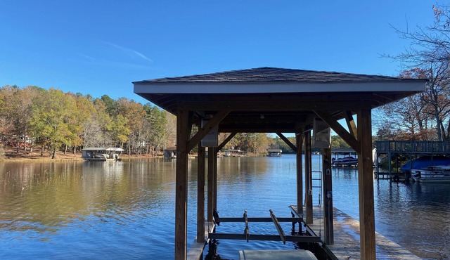 Lake Gaston Retreat!