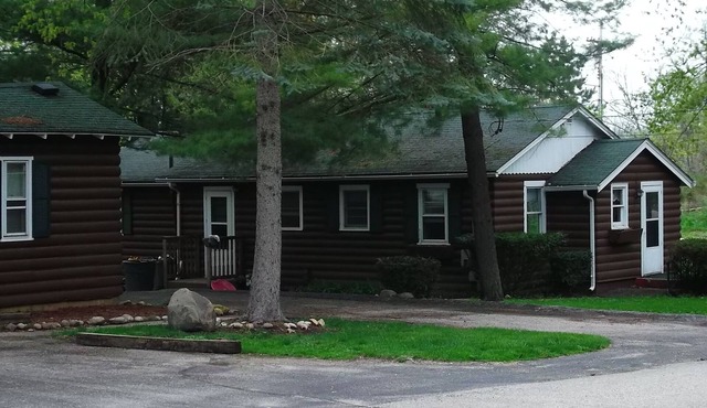 Lake Geneva Cottage in Williams Bay