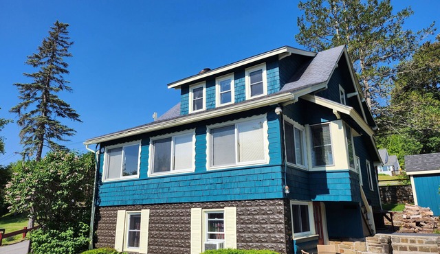 Lake George 5 Bed/3 Bath home w/lake & resort access