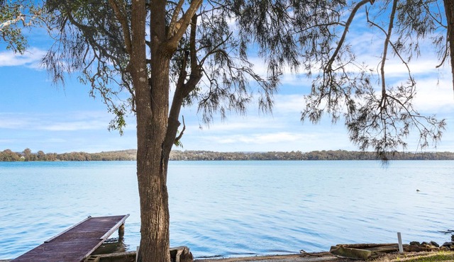 Lake Getaway - Stay 2 nights, get 1 night free!