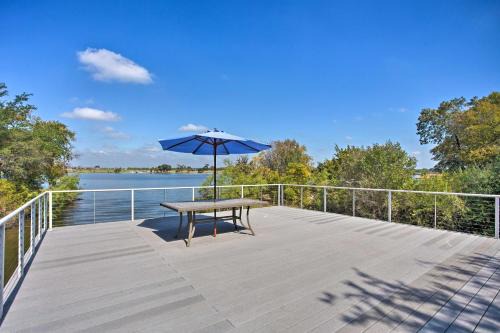 Lake Granbury Getaway! Family Home with Deck and Games
