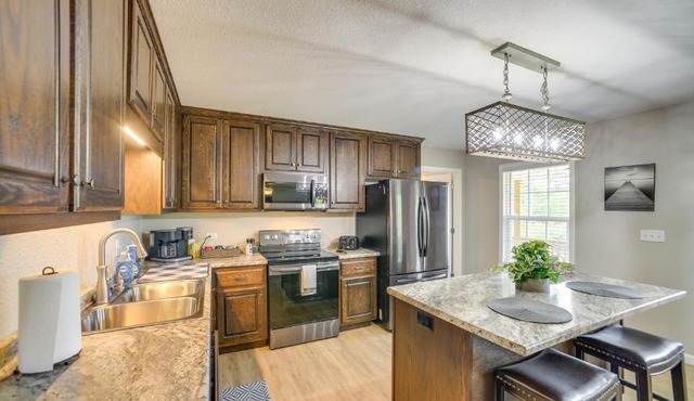 Lake Guntersville Vacation Rental with Fire Pit