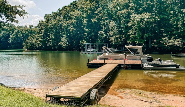 Lake Hartwell Airbnb, Clemson