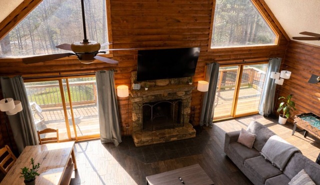 Lake Hartwell Cabin, Sleeps 12+, Near Clemson