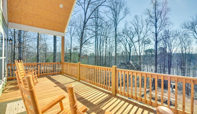 Lake Hartwell Cottage w/ Boat Dock: Near Clemson