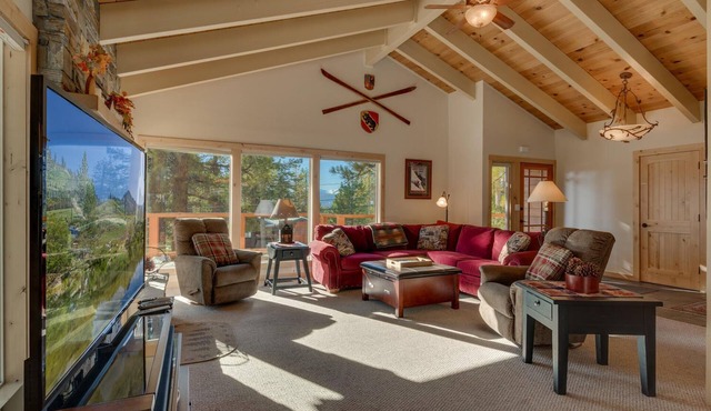 Lake Haven at Dollar Point by Tahoe Getaways - Spacious 4 BR w/Sauna & Lake Views