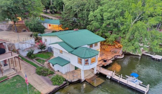 Lake Haven (Hot Tub, Game Room)