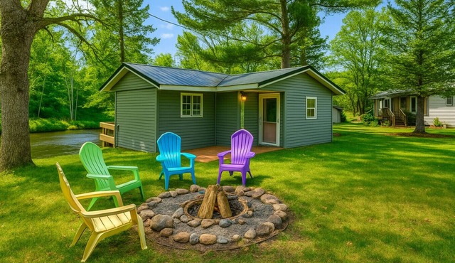 Lake Holcombe Waterfront Escape