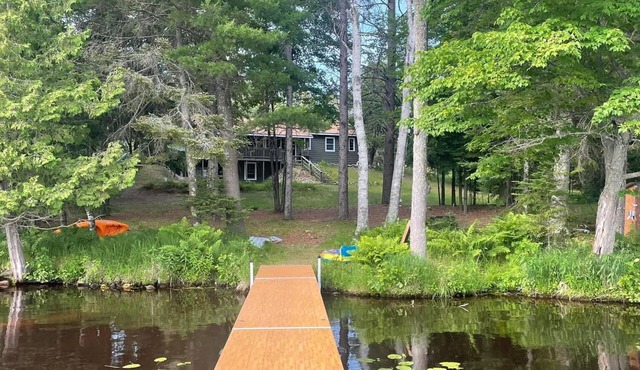 Lake Home on Three Lakes chain of lakes, WI Northwoods. 220 ft private frontage