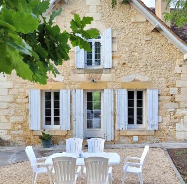 Lake House 10 mins from Bergerac