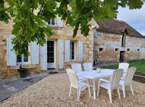 Lake House A Tranquil Escape