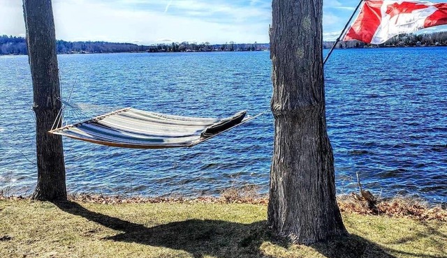 Lake house close to OFSC Trails