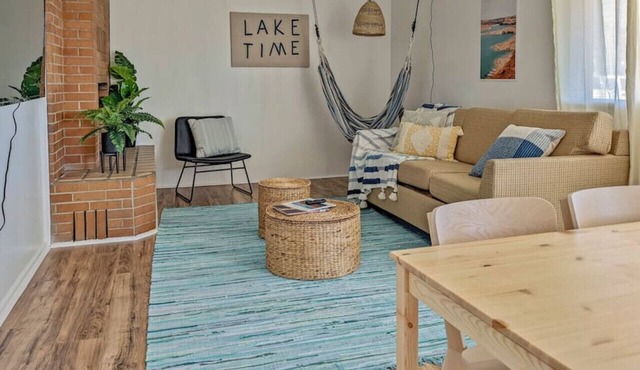 Lake House Escape | Venture Base | Hot Tub | Pool