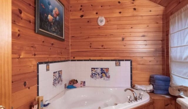 Lake House Getaway with Rustic Charm - Sleeps 11