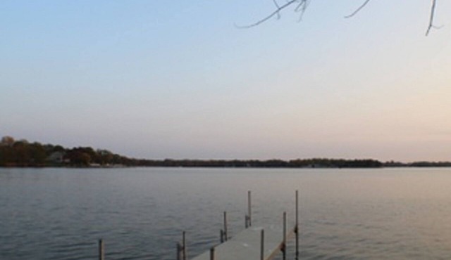 Lake House - Great for a group!