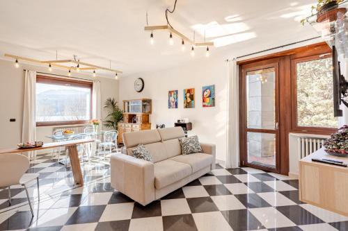 LAKE HOUSE In the heart of the Avigliana Lakes