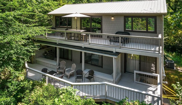 Lake House Mountain View Boat House Large Decks