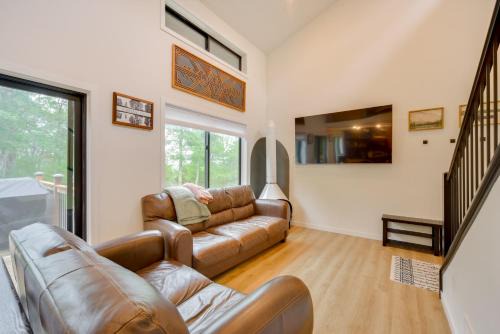 Lake House on 3 Acres with Private Dock in Minong!