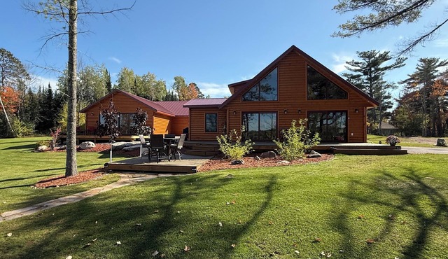 Lake House Retreat in Cotton, MN with 1000 ft of lake frontage!