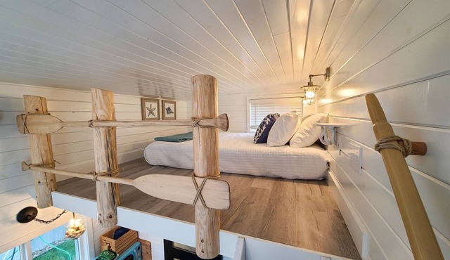 Lake House - Tiny Digs Lakeshore