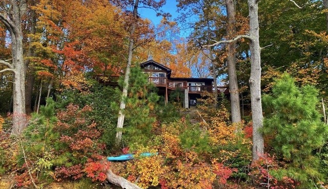 Lake-house with a magnificent view