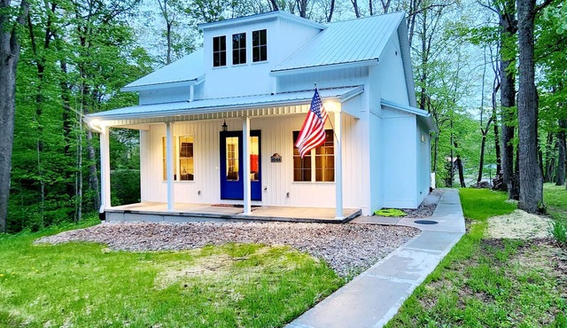 Lake House with Private Dock - Ark Encounter & Creation Museum Warsaw Getaway